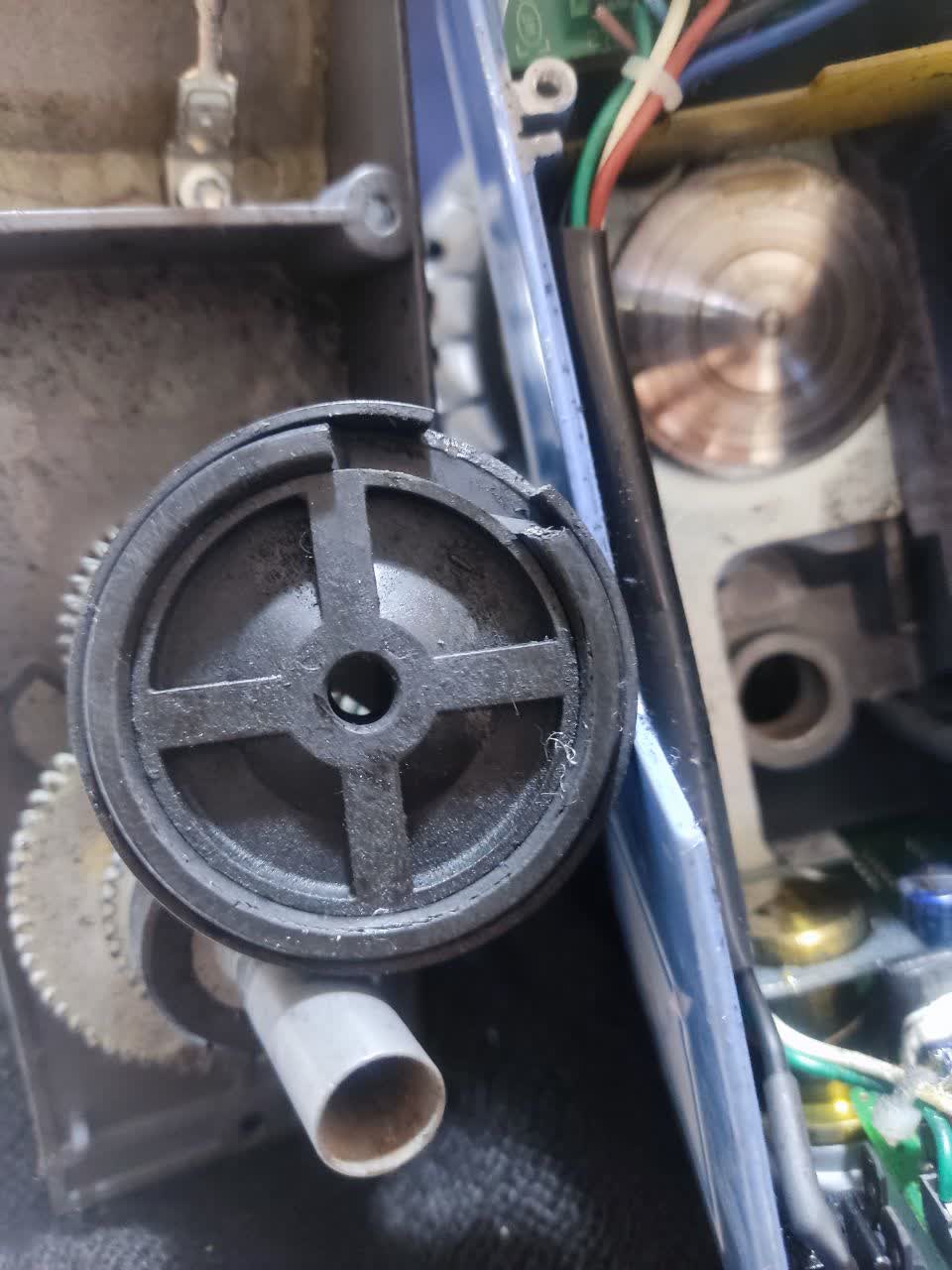 همزن آزمایشگاهی دیجیتال IKA RW 20 Digital - نمای کلی دستگاه